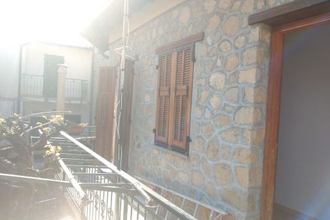 Villa i Ventimiglia, Imperia, Ventimiglia - € 150.000 | Ref: V3214 - foto 6