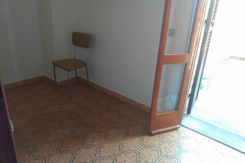 Villa i Ventimiglia, Imperia, Ventimiglia - € 150.000 | Ref: V3214 - foto 12