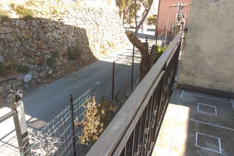 Villa i Ventimiglia, Imperia, Ventimiglia - € 150.000 | Ref: V3214 - foto 14