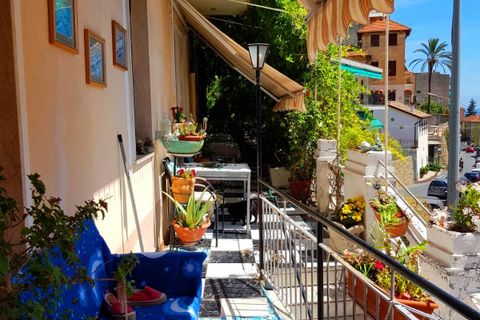 Villa i Sanremo, Imperia, Sanremo - € 385.000 | Ref: V3264 - foto 2