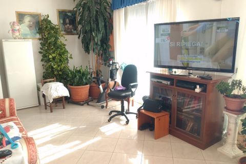 Villa a Vallecrosia, Imperia, Vallecrosia - € 500.000 | Ref: V3307 - foto 6