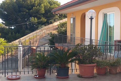 Villa a Vallecrosia, Imperia, Vallecrosia - € 500.000 | Ref: V3307 - foto 27