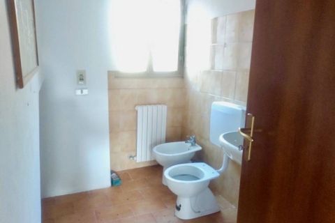 Villa a Apricale, Imperia, Apricale - € 179.000 | Ref: V3371 - foto 4