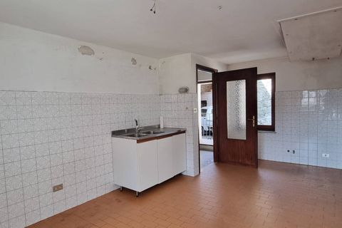 Villa a Saint-Christophe, Aosta Valley, Saint-Christophe - € 110.000 | Ref: 2 - foto 9