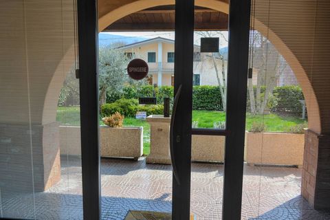 Erhvervsejendom i Foligno, Perugia, Foligno - € 350.000 | Ref: Locale Commerciale - foto 7