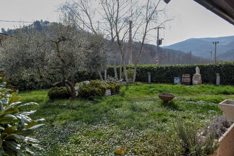 Erhvervsejendom i Foligno, Perugia, Foligno - € 350.000 | Ref: Locale Commerciale - foto 11