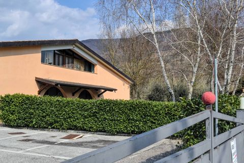 Erhvervsejendom i Foligno, Perugia, Foligno - € 350.000 | Ref: Locale Commerciale - foto 13