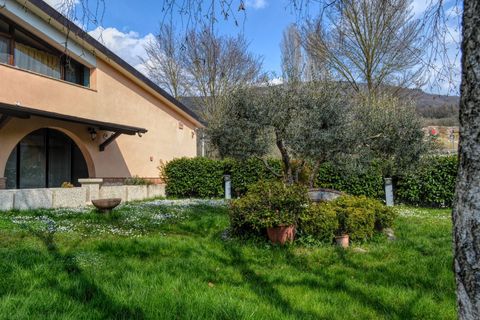 Erhvervsejendom i Foligno, Perugia, Foligno - € 350.000 | Ref: Locale Commerciale - foto 14