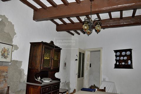 Erhvervsejendom i Sinalunga, Siena, Sinalunga - € 99.000 | Ref: proprietà con giardino - foto 4