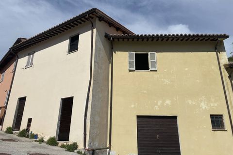 Villa a Foligno, Perugia, Foligno - € 18.000 | Ref: CBI057-315-30240 - foto 2