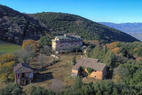 Landejendom i Spoleto, Perugia, Spoleto - € 650.000 | Ref: CBI057-316-30358 - foto 1