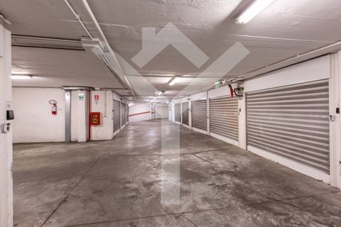 Parkeringsplads i Rome, Rome, Rome - € 110.000 | Ref: box via di San F. Martire - foto 9