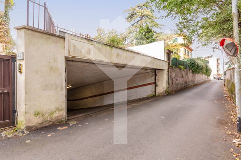 Parkeringsplads i Rome, Rome, Rome - € 110.000 | Ref: box via di San F. Martire - foto 15