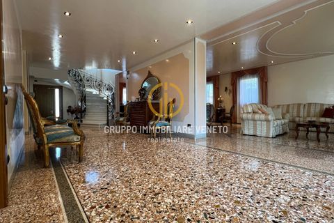 Villa i Treviso, Treviso, Treviso - € 1.500.000 | Ref: 86 - foto 9