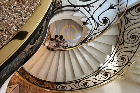 Villa i Treviso, Treviso, Treviso - € 1.500.000 | Ref: 86 - foto 12