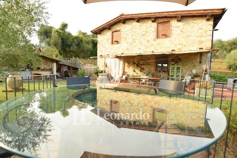 Villa en Camaiore, Lucca, Camaiore - € 775.000 | Ref: ES435 - photo 3