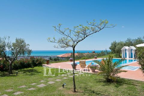 Villa a Massarosa, Lucca, Massarosa - € 1.950.000 | Ref: REA494 - foto 38