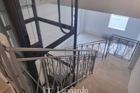 Lejlighed i Pietrasanta, Lucca, Pietrasanta - € 1.650.000 | Ref: REA498 - foto 21