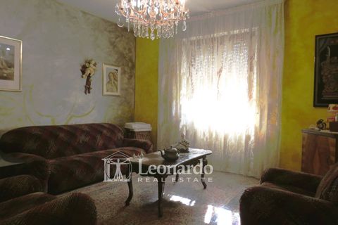 Villa a Lucca, Lucca, Lucca - € 295.000 | Ref: LU302 - foto 2