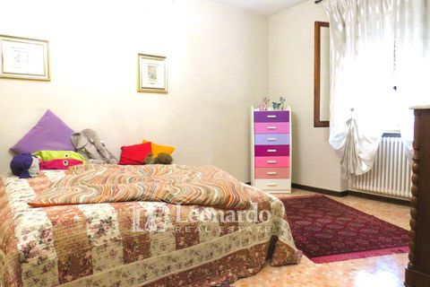 Villa a Lucca, Lucca, Lucca - € 295.000 | Ref: LU302 - foto 27
