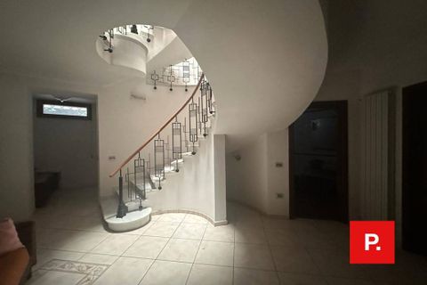 Villa a Caserta, Caserta, Caserta - € 1.250.000 | Ref: A8566 - foto 12