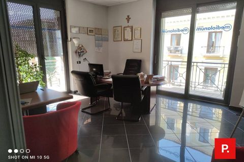 Erhvervsejendom i Caserta, Caserta, Caserta - € 375.000 | Ref: kA8708 - foto 1