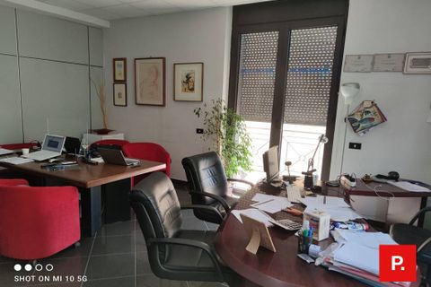 Erhvervsejendom i Caserta, Caserta, Caserta - € 375.000 | Ref: kA8708 - foto 13