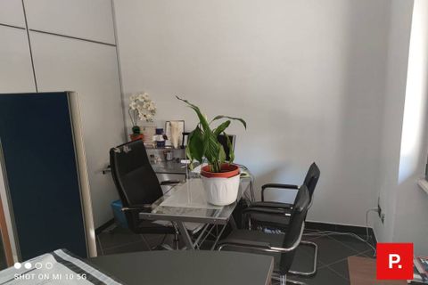 Erhvervsejendom i Caserta, Caserta, Caserta - € 375.000 | Ref: kA8708 - foto 19
