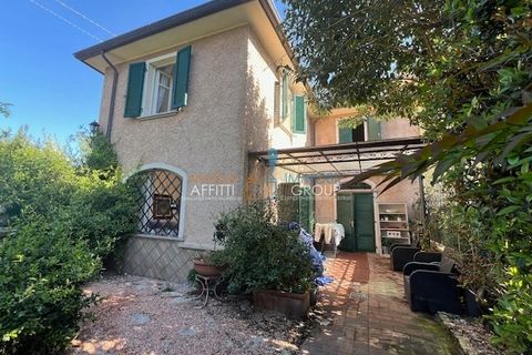 Byhus i Massa, Massa and Carrara, Massa - € 560.000 | Ref: 3382 - foto 1