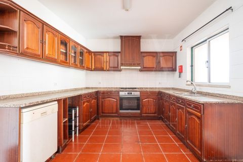 Villa a Coimbra, Coimbra, Coimbra - € 350.000 | Ref: LUX_CB-00916 - foto 7