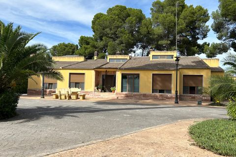 Villa i Yecla, Murcia, Yecla - € 750.000 | Ref: PG--36186 - foto 1