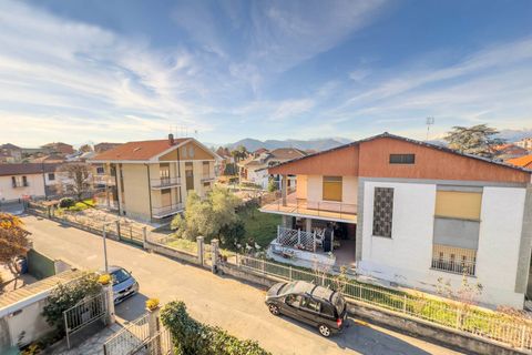 Villa a Orbassano, Turin, Orbassano - € 360.000 | Ref: 12037 - foto 27