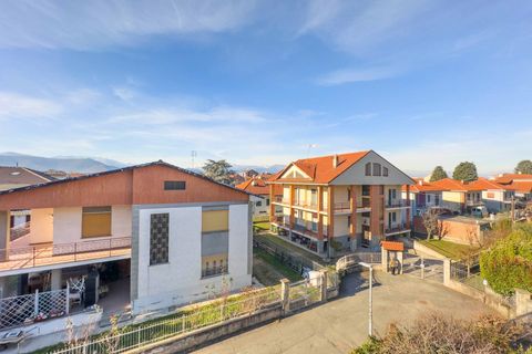 Villa a Orbassano, Turin, Orbassano - € 360.000 | Ref: 12037 - foto 28