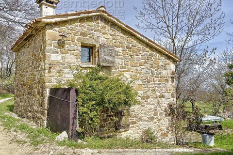 Villa a Montecopiolo, Rimini, Montecopiolo - € 135.000 | Ref: 2310 - foto 2