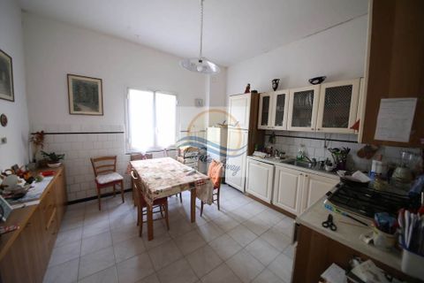 Villa i Bordighera, Imperia, Bordighera - € 900.000 | Ref: iv1033 - foto 11