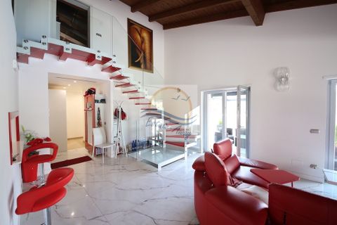 Villa a Vallecrosia, Imperia, Vallecrosia - € 1.100.000 | Ref: iv1090 - foto 3
