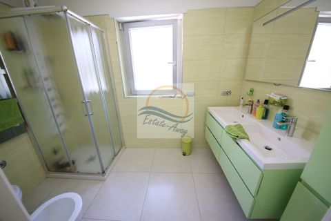 Villa a Vallecrosia, Imperia, Vallecrosia - € 1.100.000 | Ref: iv1090 - foto 12