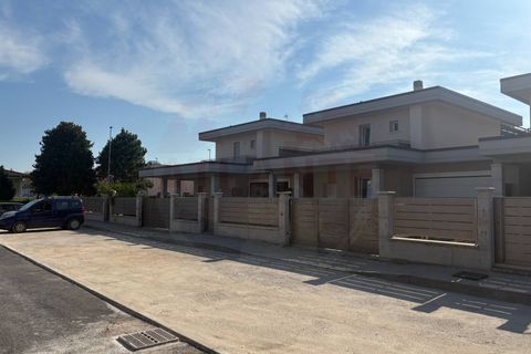 Rækkehus i Maclodio, Brescia, Maclodio - € 329.000 | Ref: ATL04.005 - foto 12