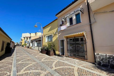 L'establiment comercial a Golfo Aranci, Olbia Tempio, Golfo Aranci - € 320.000 | Ref: CBI040-775-10363 - foto 5