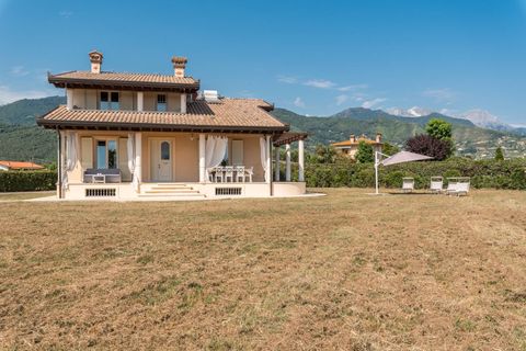 Villa a Seravezza, Lucca, Seravezza - € 18.000/mes | Ref: CBI129-1110-129734 - foto 25