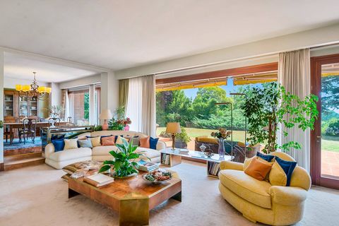 Villa a Lucca, Lucca, Lucca - € 1.650.000 | Ref: CBI129-1788-129880 - foto 9