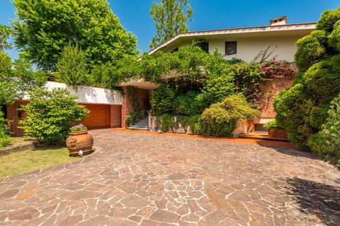 Villa a Lucca, Lucca, Lucca - € 1.650.000 | Ref: CBI129-1788-129880 - foto 41