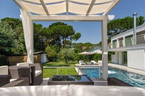 Villa a Massa, Massa and Carrara, Massa - € 30.000/mes | Ref: CBI129-1788-129891 - foto 3