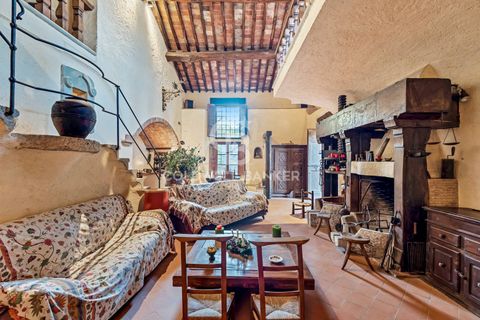 Lejlighed i Camaiore, Lucca, Camaiore - € 640.000 | Ref: CBI129-1912-129999 - foto 8