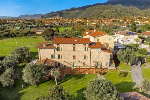 Villa i Seravezza, Lucca, Seravezza - € 1.900.000 | Ref: CBI129-2228-130173 - foto 2