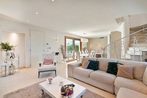 Villa i Camaiore, Lucca, Camaiore - € 1.200.000 | Ref: CBI129-2228-130220 - foto 5