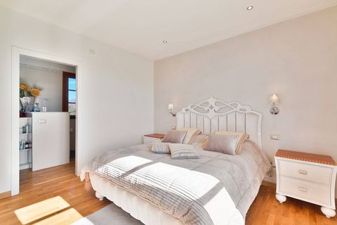 Villa i Camaiore, Lucca, Camaiore - € 1.200.000 | Ref: CBI129-2228-130220 - foto 12