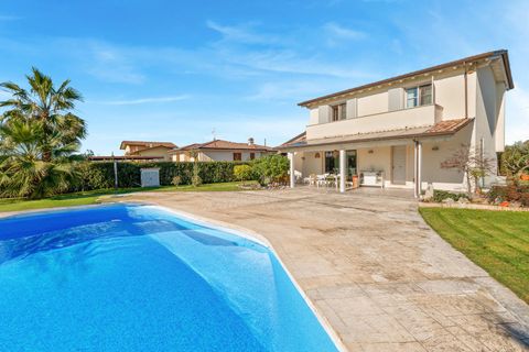 Villa i Camaiore, Lucca, Camaiore - € 1.200.000 | Ref: CBI129-2228-130220 - foto 19
