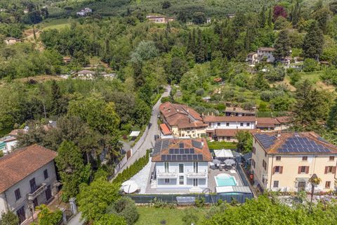 Villa a Camaiore, Lucca, Camaiore - € 2.250.000 | Ref: CBI129-1593-130222 - foto 4