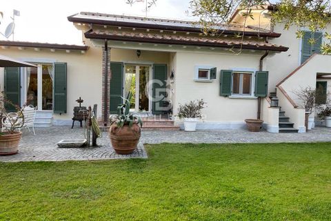Villa a Pietrasanta, Lucca, Pietrasanta - € 25.000/mes | Ref: CBI129-2610-130227 - foto 2
